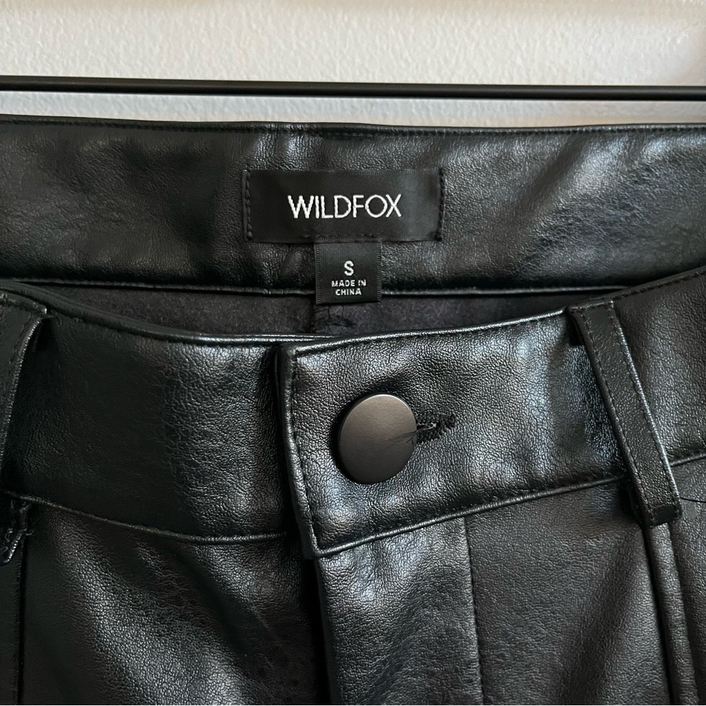 Wildfox Womens Faux Leather Pants Size Small High Waisted Straight Leg Split Hem - Picture 3 of 8